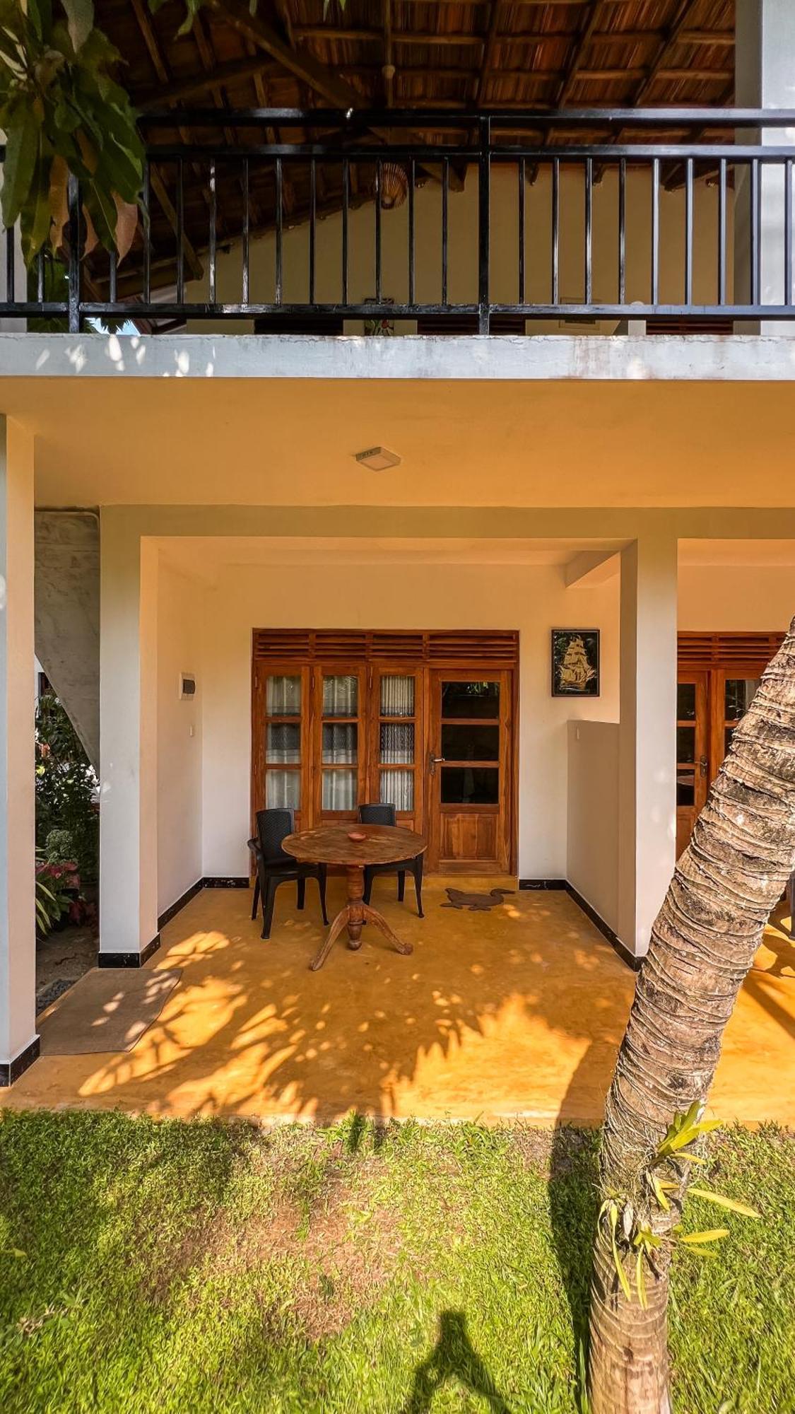 Relax Beach House Tangalle Luaran gambar