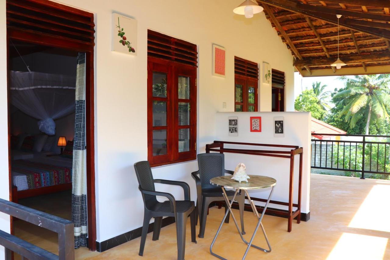 Relax Beach House Tangalle Luaran gambar
