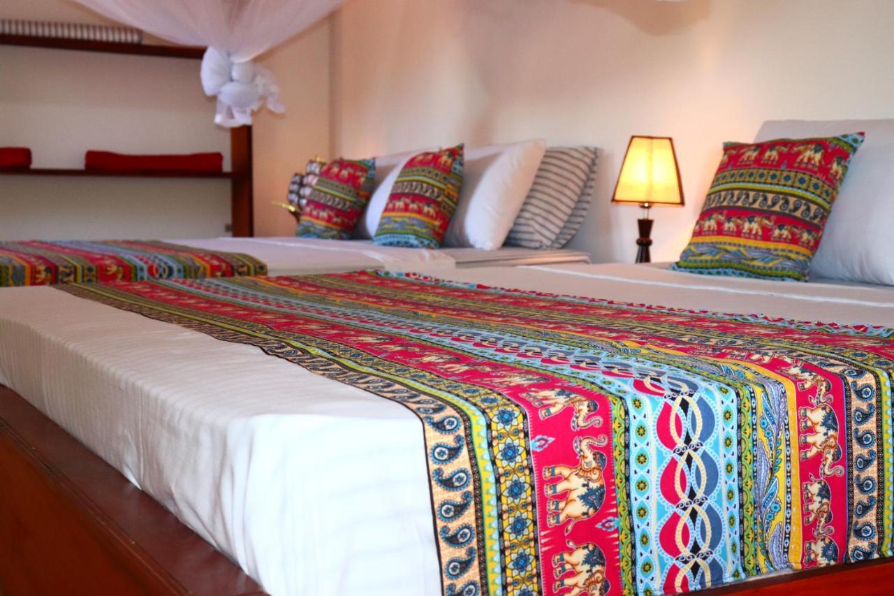 Relax Beach House Tangalle Luaran gambar